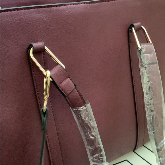 Charlie Paige Tote Bag - Picture 4 of 9